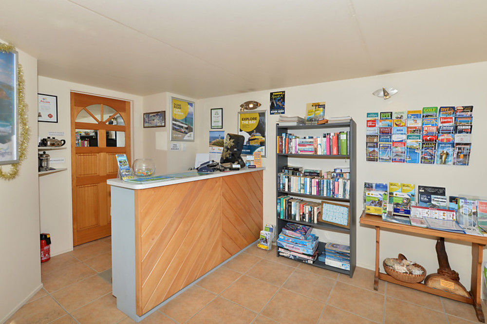 Bay Cabinz Motel Paihia Exteriör bild