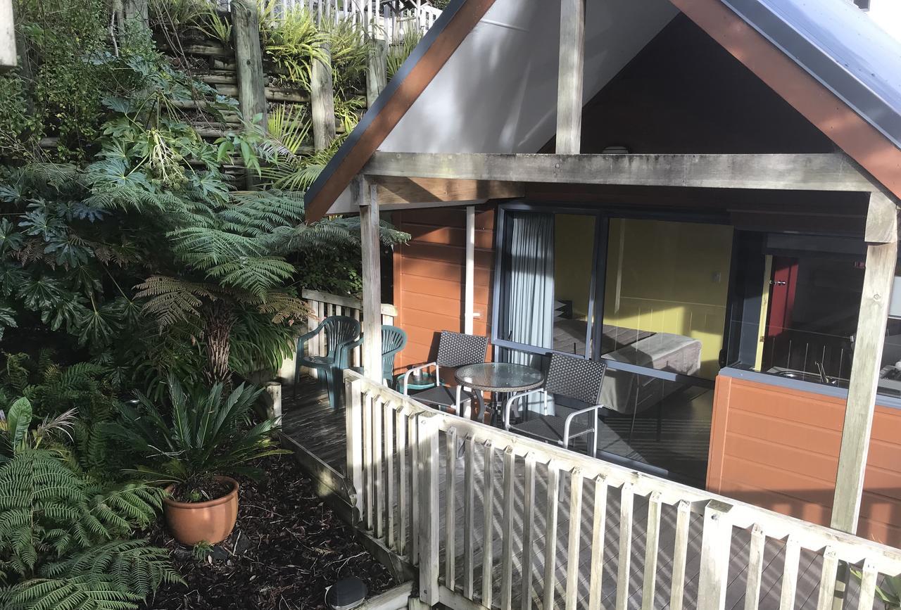 Bay Cabinz Motel Paihia Exteriör bild