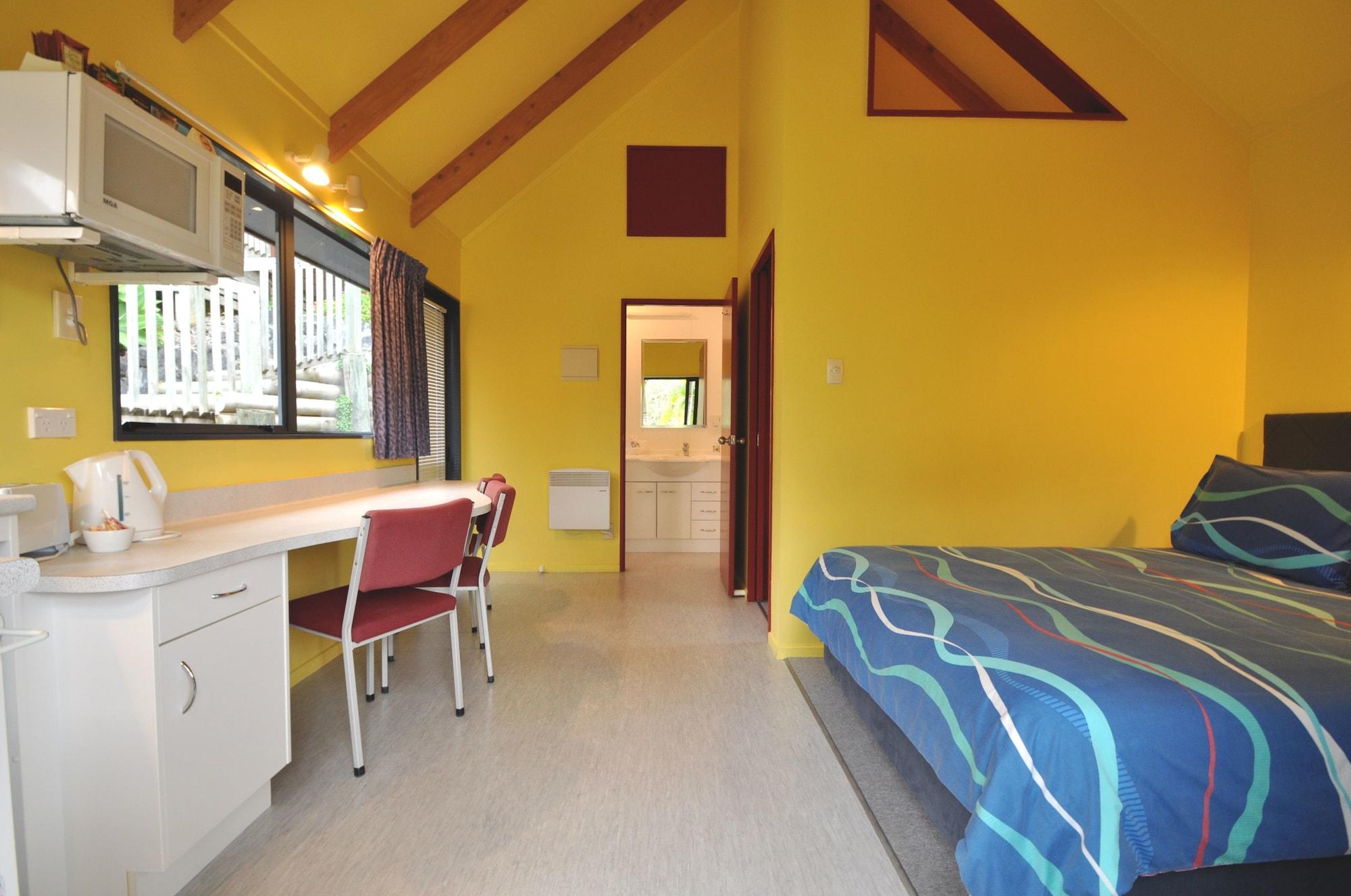 Bay Cabinz Motel Paihia Exteriör bild